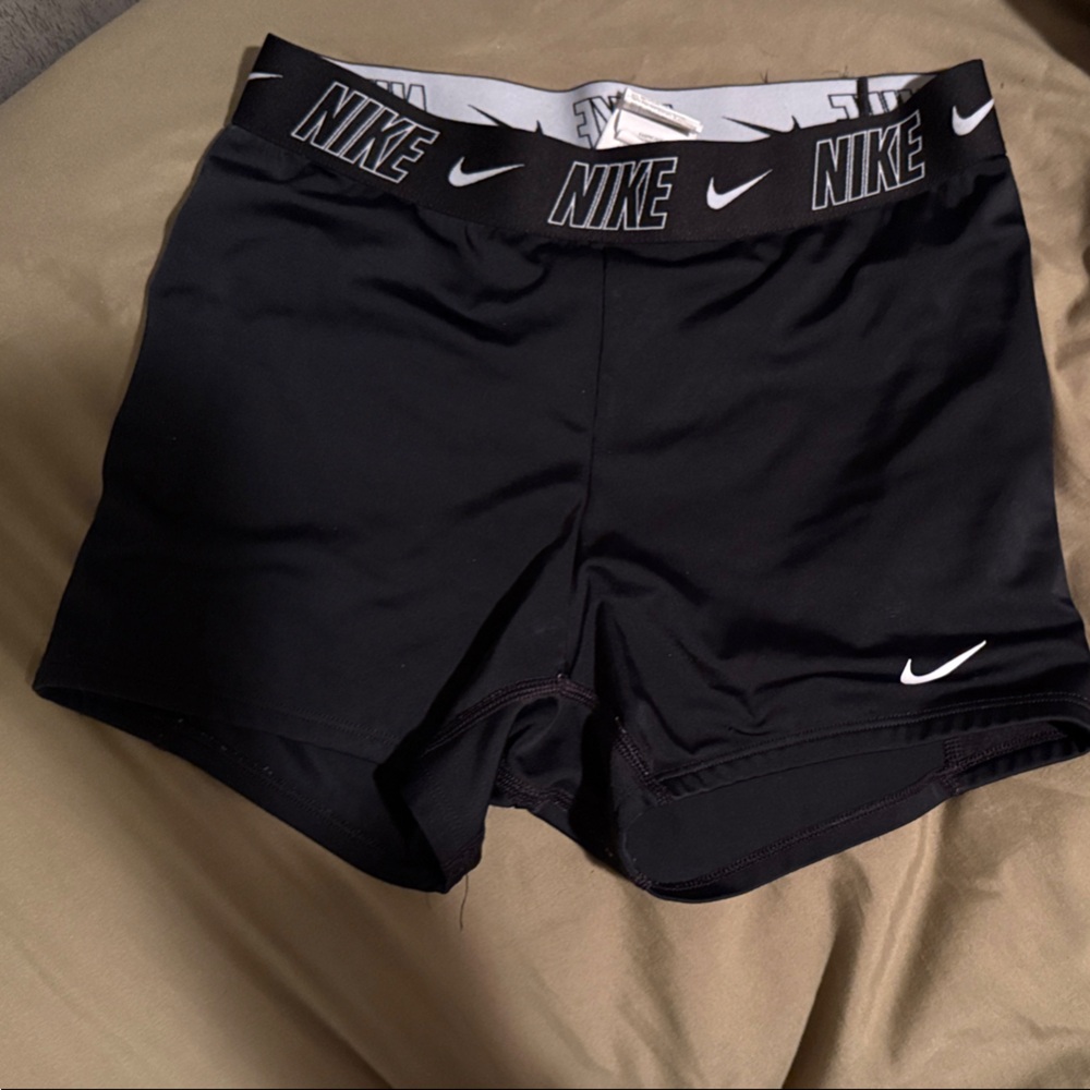 Nike Performance shorts